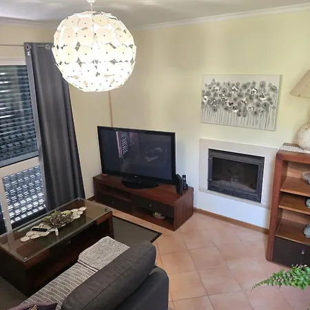 Madeira, 2 Bedroom Nature Retreat Near Santa Cruz Holiday home